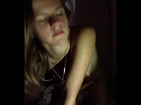 ❤️ E Meedchen masturbéiert a kummt ❤️❌ Anal Porno op lb.amzhoka.top ❌❤